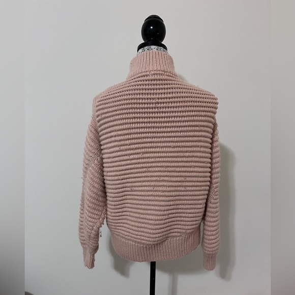 Women’s knit turtleneck - Picture 3 of 3